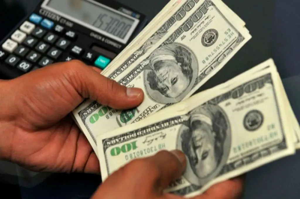 dolar blue parana - A cuánto está el dólar en el Banco Entre Ríos