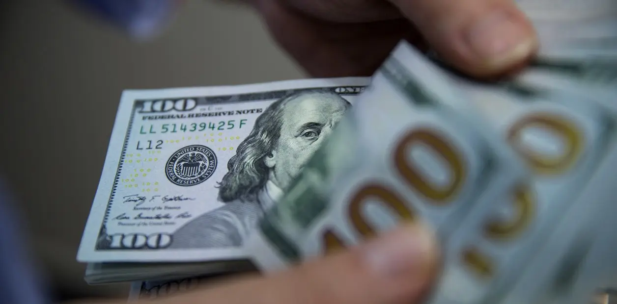 Dólar Blue en Agosto de 2022: Análisis Mensual y Evolución Anual - A cuánto estaba el dólar blue el 15 de agosto de 2022 dolar blue agosto 2022 - A cuánto estaba el dólar blue el 15 de agosto de 2022