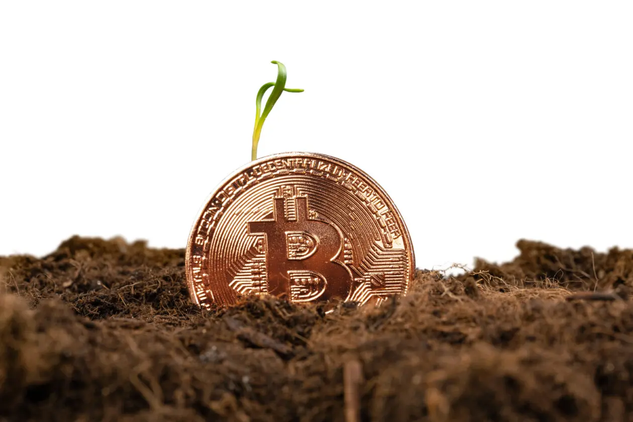 Minería de Bitcoin con energía solar: beneficios, desafíos y futuro - Can Bitcoin be mined with renewable energy solar powered bitcoin mining - Can Bitcoin be mined with renewable energy