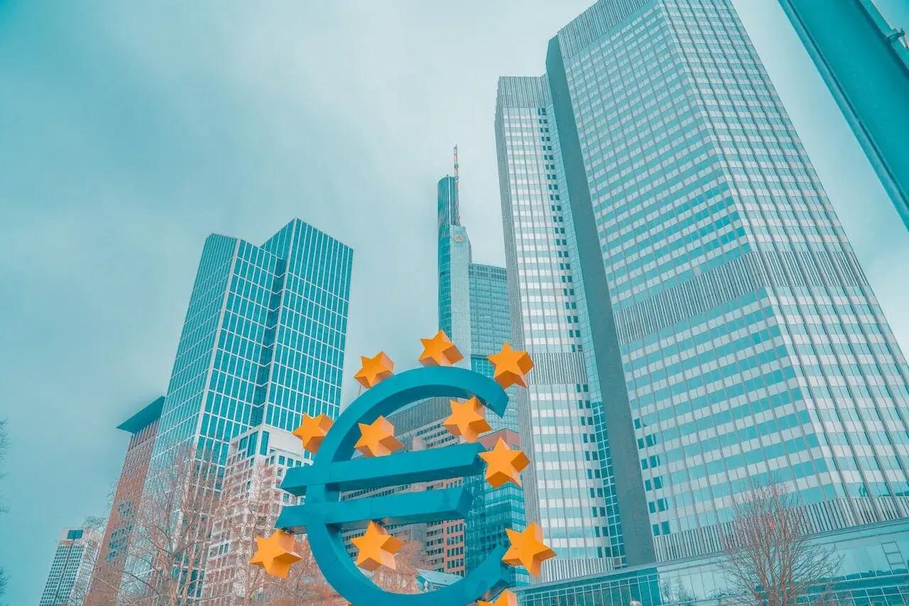 Cambio de Dólar a Euro en Roma: Guía Completa - Cómo cambiar USD a euros en Roma cambio dollaro euro roma - Cómo cambiar USD a euros en Roma