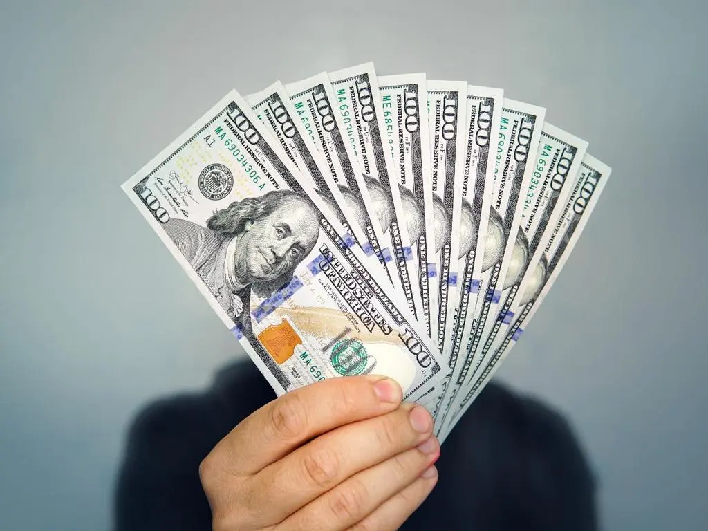 comprar dolar para viajar - Cómo comprar pasajes en dólares en Argentina