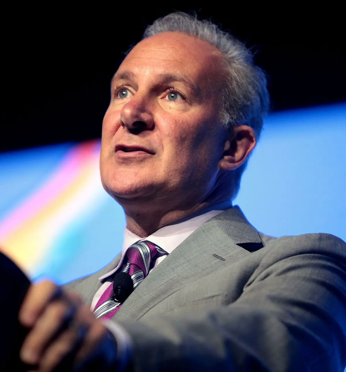 Peter Schiff: ¿Multimillonario o Defensor del Oro? - Cómo hizo Peter Schiff para ganar dinero peter schiff euro pacific - Cómo hizo Peter Schiff para ganar dinero