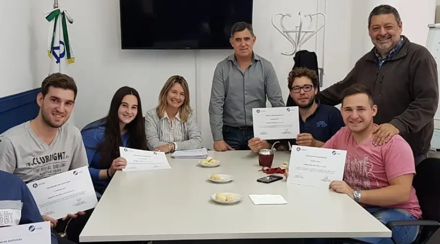 catedrade finanzas publicas rio cuarto - Cómo se llama la Universidad de Río Cuarto