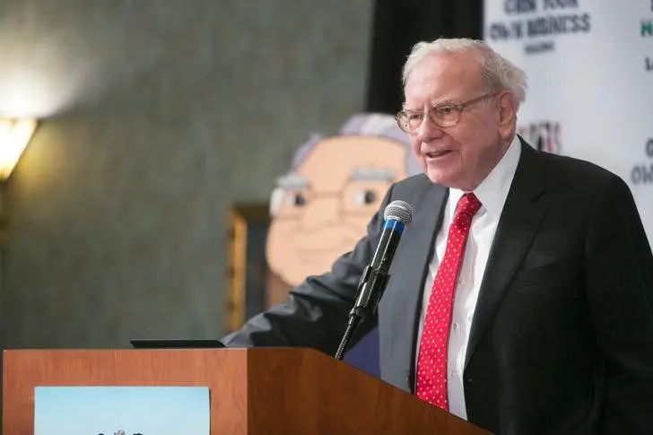 aprenda a invertir como warren buffet sinopsis - Cuál es la estrategia de inversión de Warren Buffett