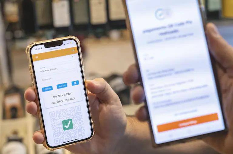 bitcoin argentina dolares exterior - Cuál es la mejor aplicación para cobrar en dólares en Argentina