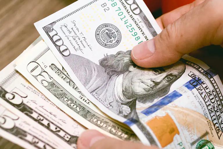 Bonos Atados al Dólar: Una Guía Completa para Inversores - Cuándo pagan intereses los bonos AL30 bonos atados al dolar - Cuándo pagan intereses los bonos AL30