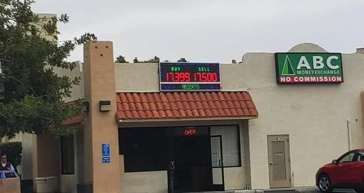 a como esta el dolar en san ysidro - Cuánto cuesta el dólar en San Diego