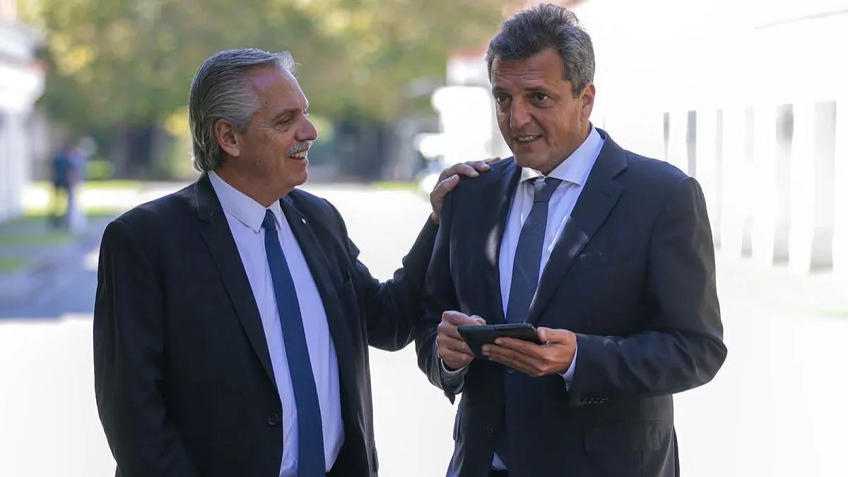 El Dólar en la Ascensión de Massa: Un Año de Retos Económicos - Cuánto devaluó el gobierno de Alberto dolar cuando asumio alberto - Cuánto devaluó el gobierno de Alberto