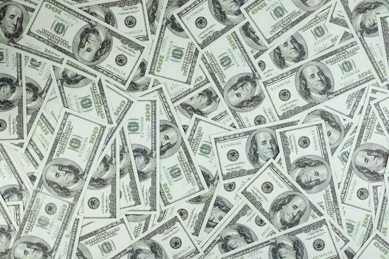 Cotización del dólar el 8 de mayo: ¿Cómo evolucionó el blue y el oficial? - Cuánto valía el dólar blue en mayo dolar 8 de mayo - Cuánto valía el dólar blue en mayo