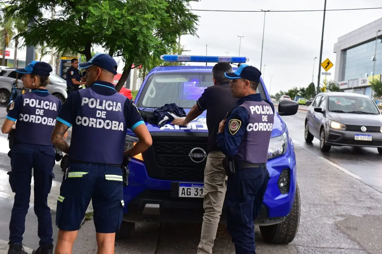 Cuánto Gana un Policía en la Provincia de Córdoba: Sueldos y Aspectos Legales - Cuántos policías tiene la provincia de Córdoba policia de la pcia de cordoba finanzas - Cuántos policías tiene la provincia de Córdoba