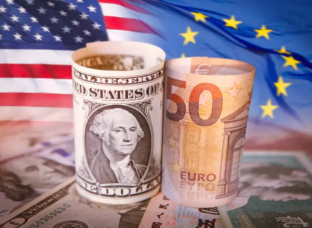 50 euro in dollars us - How many euros is $50 US dollars