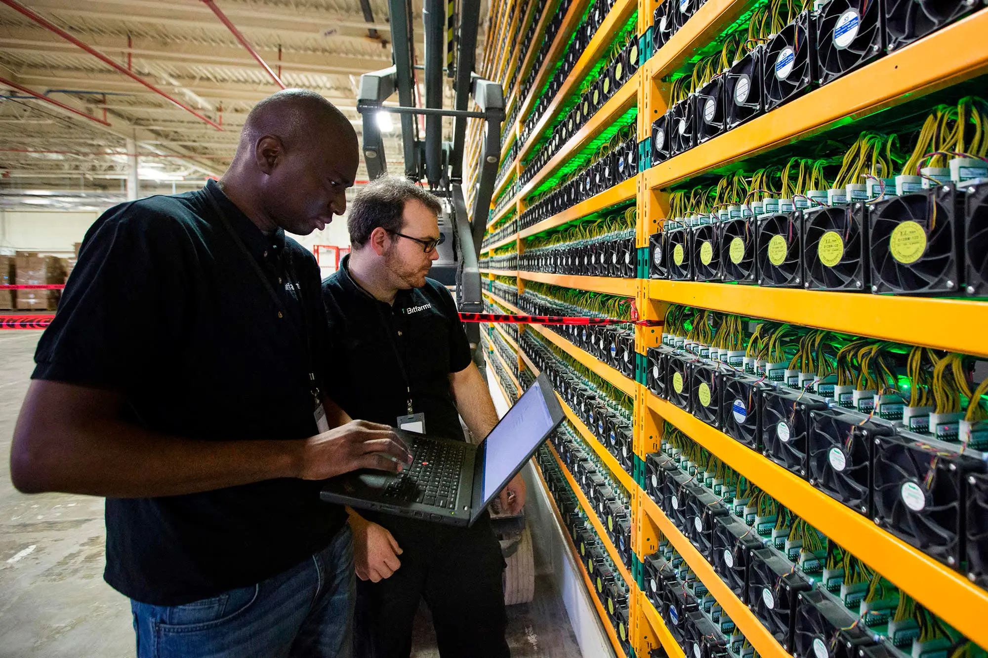 bitcoin mining business - Is Bitcoin mining profitable now