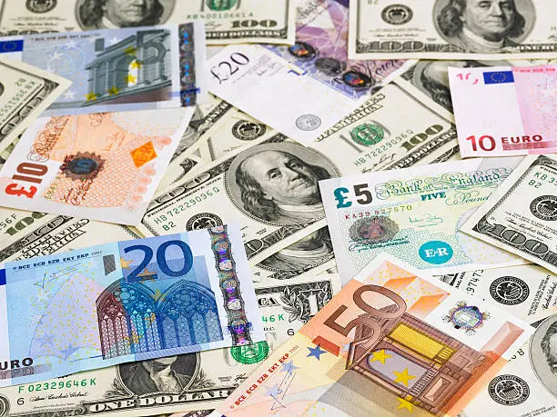 dollar euro pound - Is the dollar getting stronger vs the Pound