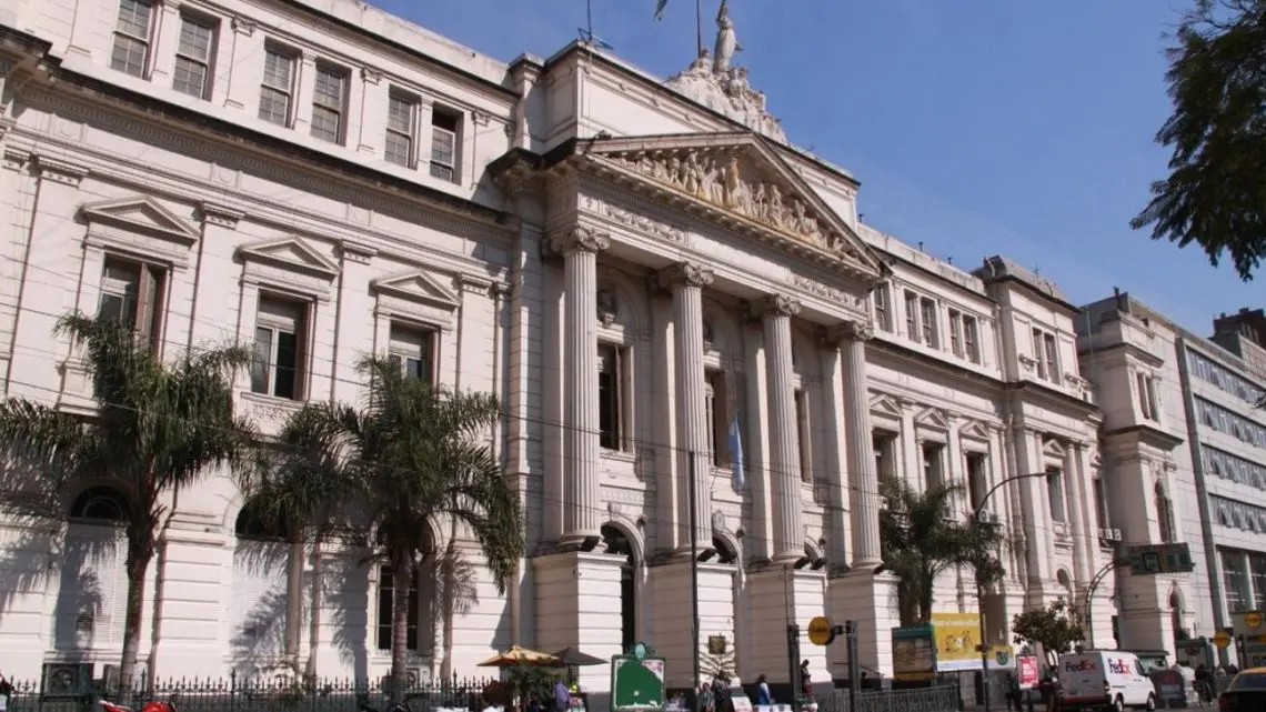 estudiar en la facultad de finanzas cordoba y callao - Qué carreras pertenecen a la facultad de Ciencias Económicas