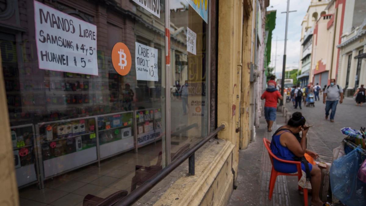 el salvador bitcoin - Qué criptomoneda usa El Salvador
