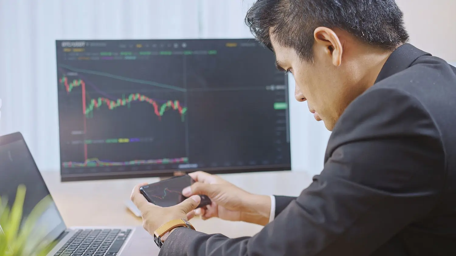 El efecto señalización en finanzas: Cómo las acciones de los insiders influyen en el mercado - Qué es la teoría de la señalización en finanzas que es el efecto senalamiento finanzas - Qué es la teoría de la señalización en finanzas