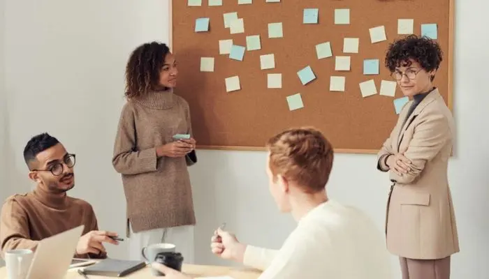 Frases para la publicidad más vendida de finanzas: Cómo crear mensajes persuasivos - Qué escribir para atraer clientes frases para la publicidad mas vendida de finanzas - Qué escribir para atraer clientes
