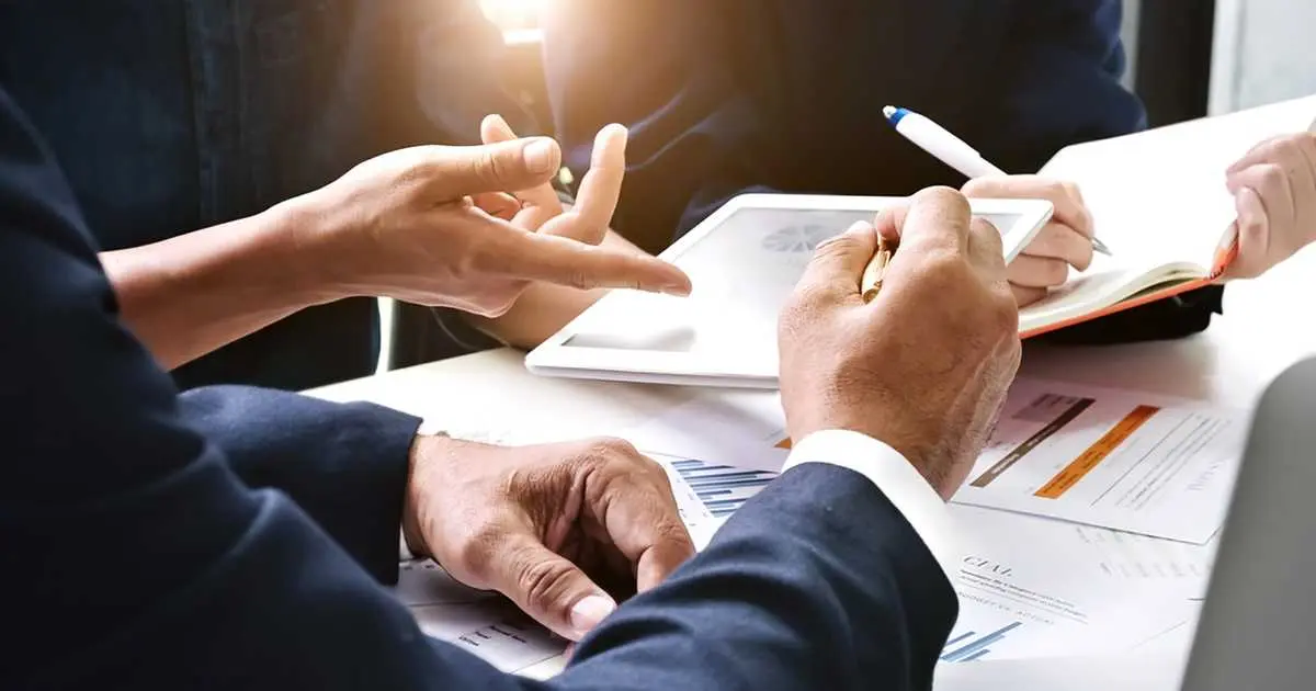 asesoria en energia y finanzas - Qué hace una asesoría energética