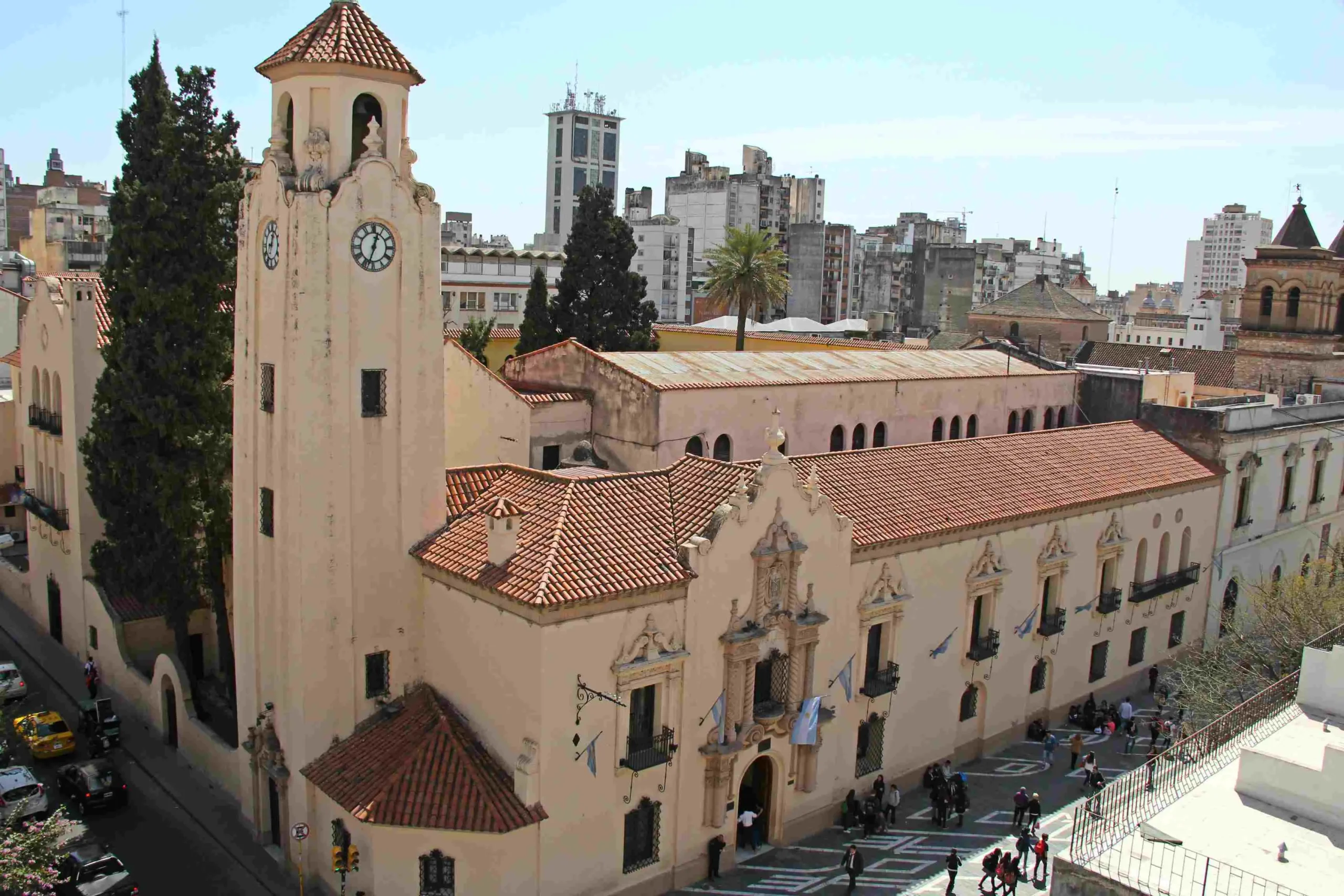 Colegio Nacional de Monserrat: Un Legado de Excelencia en Educación - Qué orientación tiene el Monserrat centro de estudiantes de monserrat finanzas - Qué orientación tiene el Monserrat