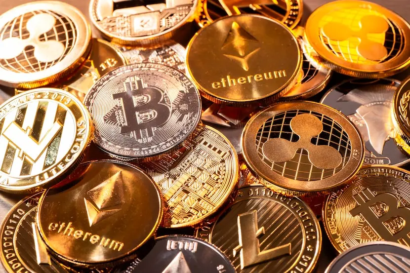 FreeBnk: El futuro de las finanzas descentralizadas con criptomonedas - Qué se entiende por dinero fiduciario free banking y criptomonedas - Qué se entiende por dinero fiduciario
