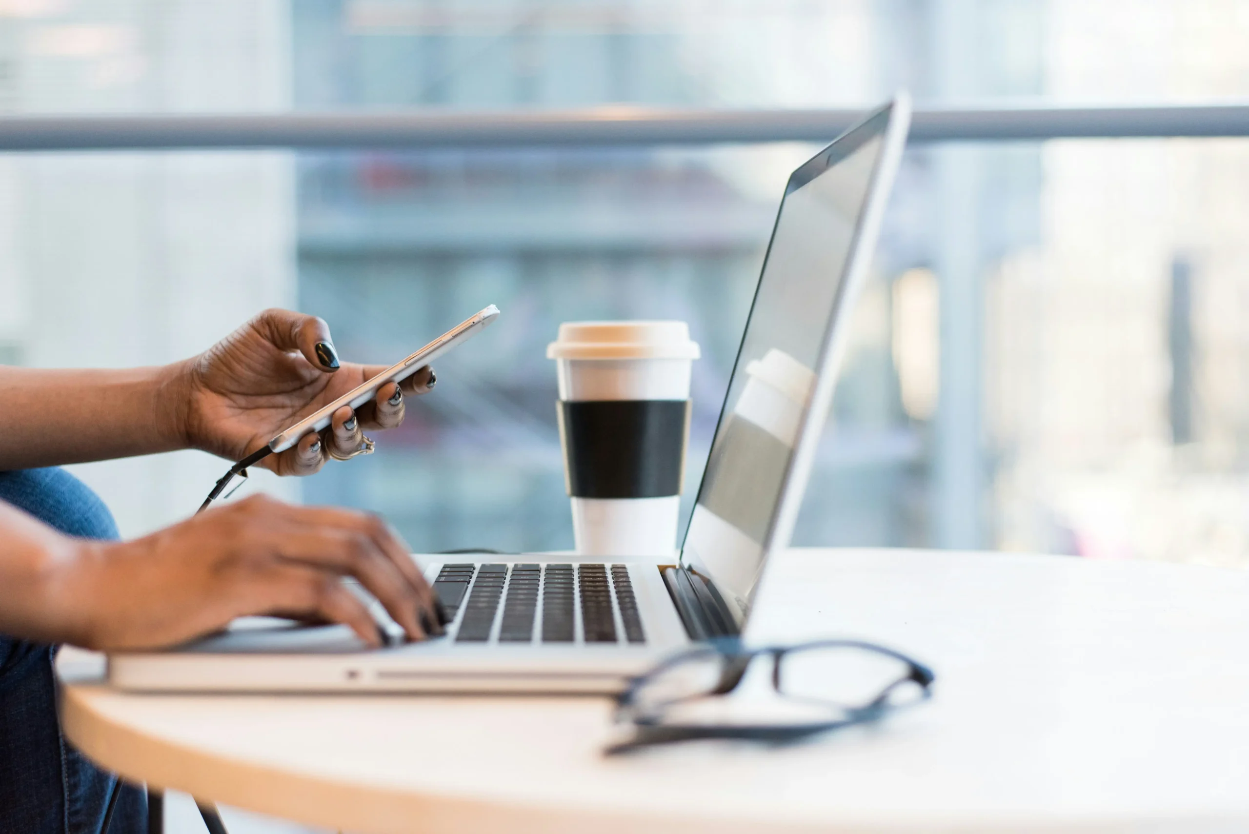 Inversión Socialmente Responsable: Una guía para entender ESG y la RSE - Qué significa ESG en fondos de inversión que es la inversion socialmente responsable - Qué significa ESG en fondos de inversión