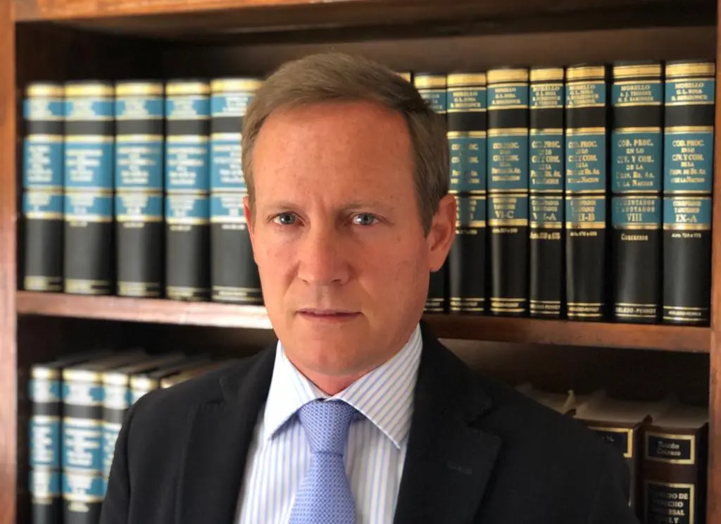 espeche wikipedia finanzas - Quién es Espeche