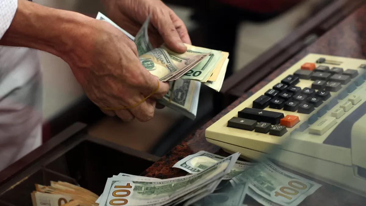 Crisis del dólar: ¿Se está debilitando el rey de las monedas? - Se está debilitando el dólar crisis dolar - Se está debilitando el dólar
